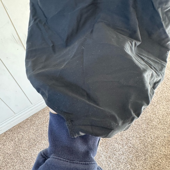 Albion keyhole ruffle black Swim - Picture 4 of 4